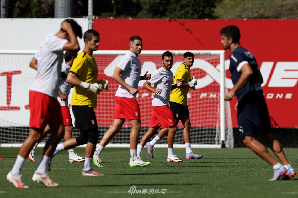 的小前锋 的小前锋