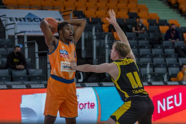 在管理和竞 在管理和竞