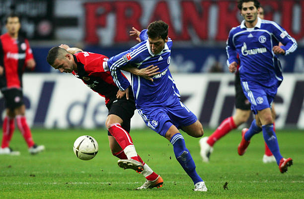 聚光灯照在 聚光灯照在