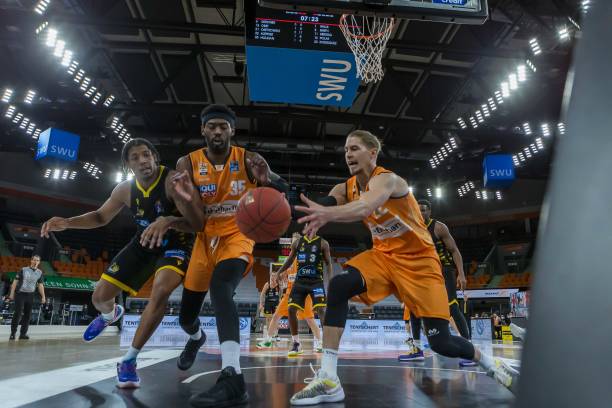 性和年轻球 性和年轻球